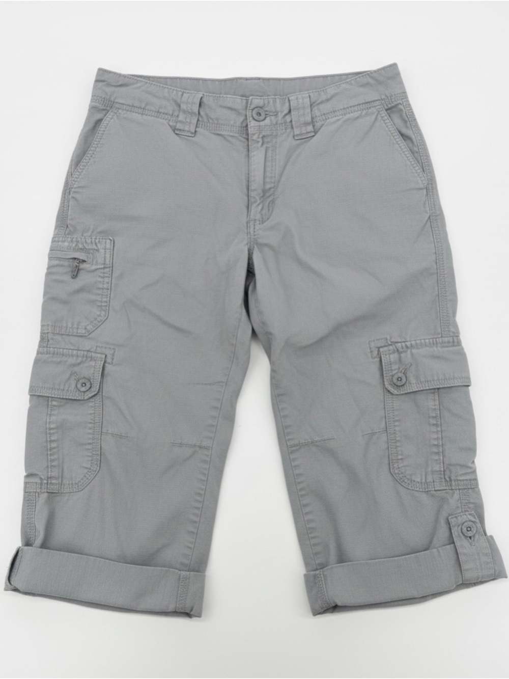 Eddie Bauer Women’s Light Gray Cargo Capris size 8